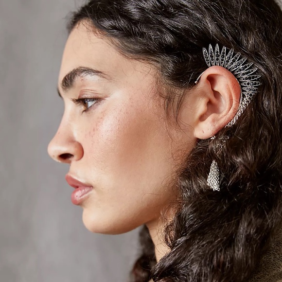 NWT Free People Ear Party Birds of a Feather Earring - Picture 2 of 4